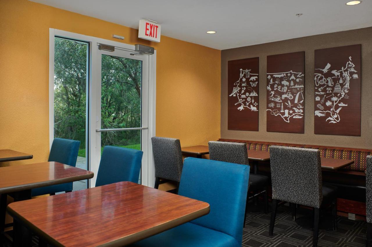 Mainstay Suites Tampa Moffitt-Usf Temple Terrace Esterno foto