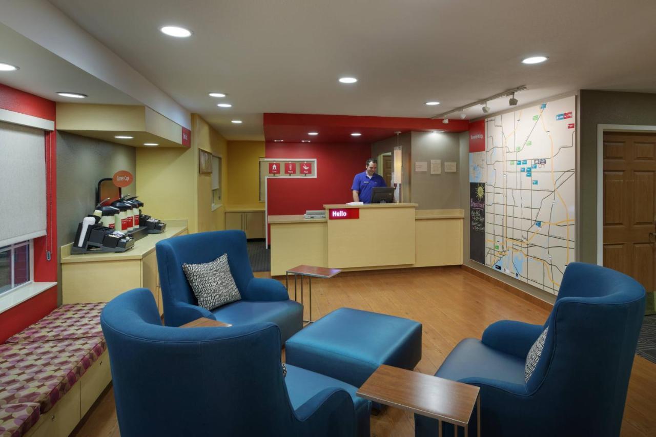 Mainstay Suites Tampa Moffitt-Usf Temple Terrace Esterno foto