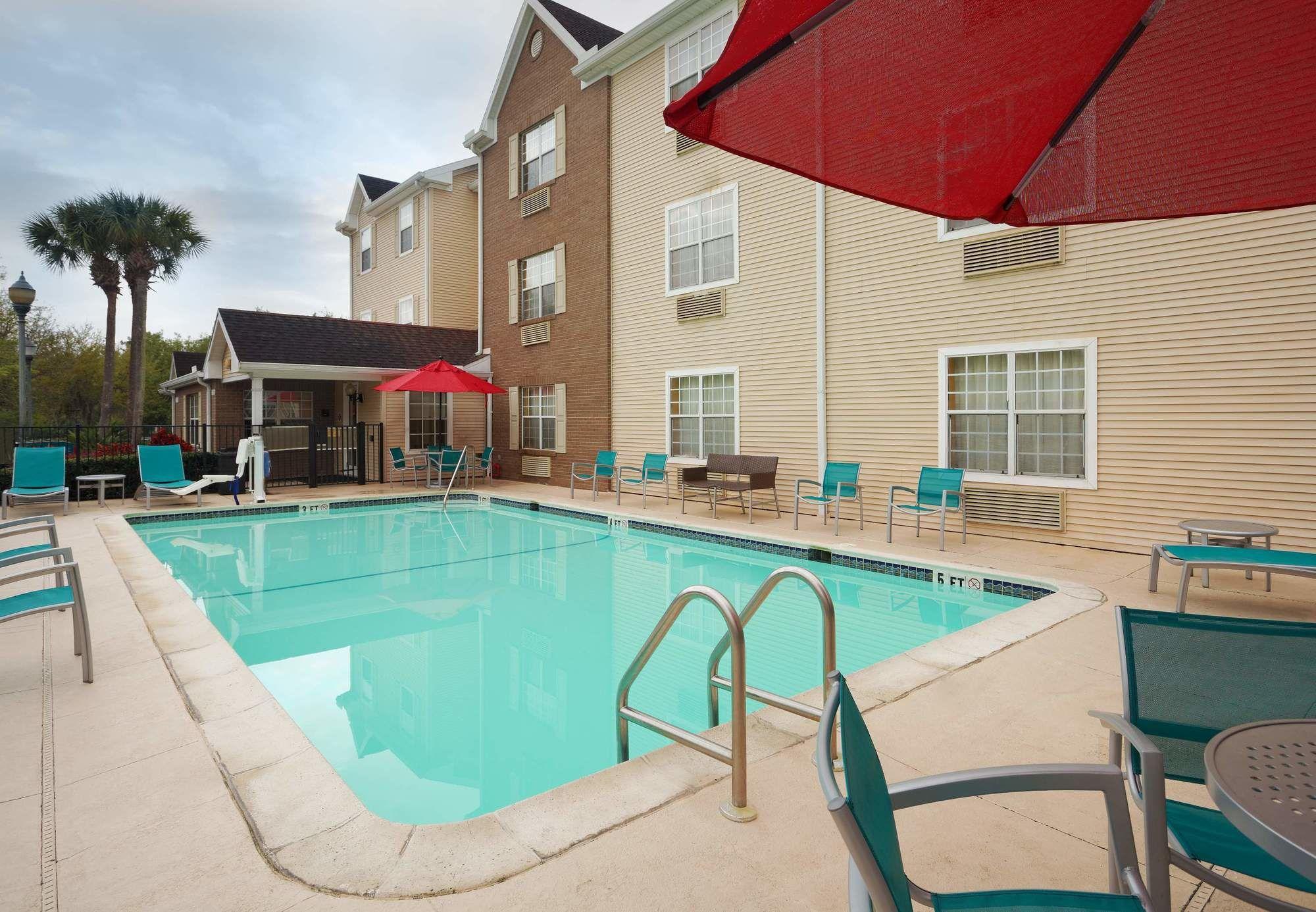 Mainstay Suites Tampa Moffitt-Usf Temple Terrace Esterno foto